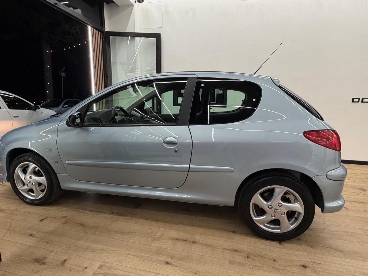 Peugeot 206 1.6