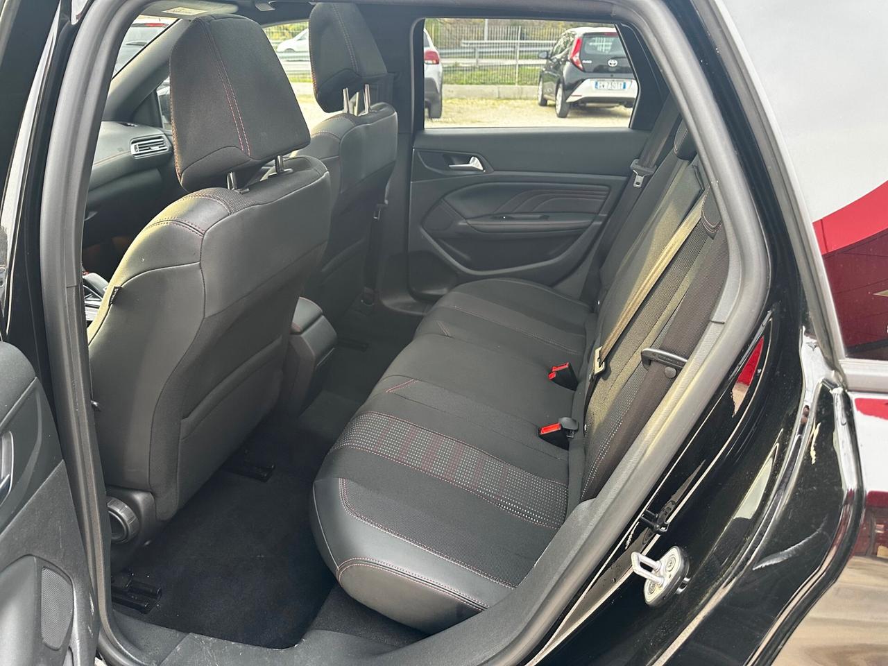 Peugeot 308 BlueHDi 130 GT Line AUTOCARRO N1