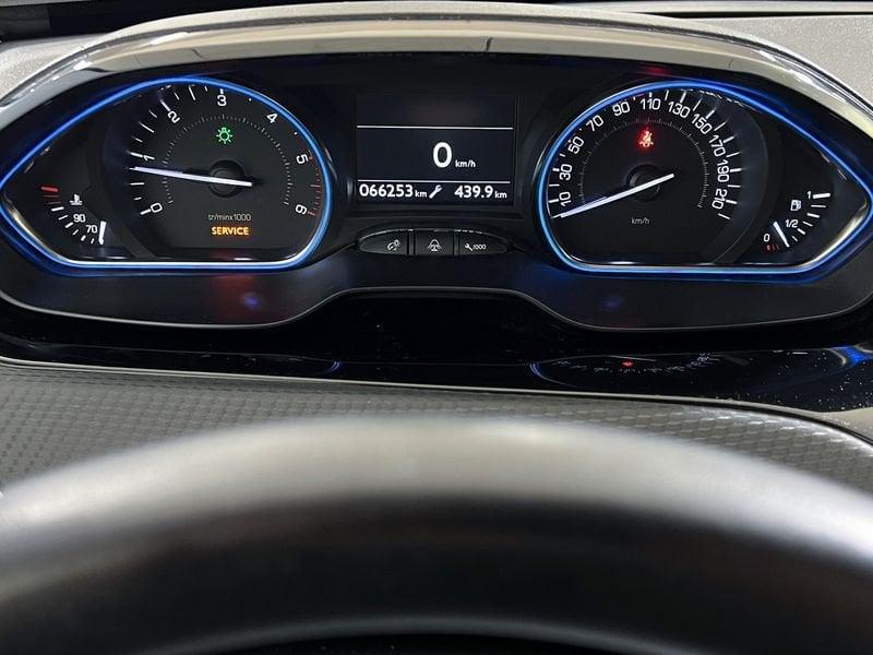 Peugeot 2008 BlueHDi 100 Allure