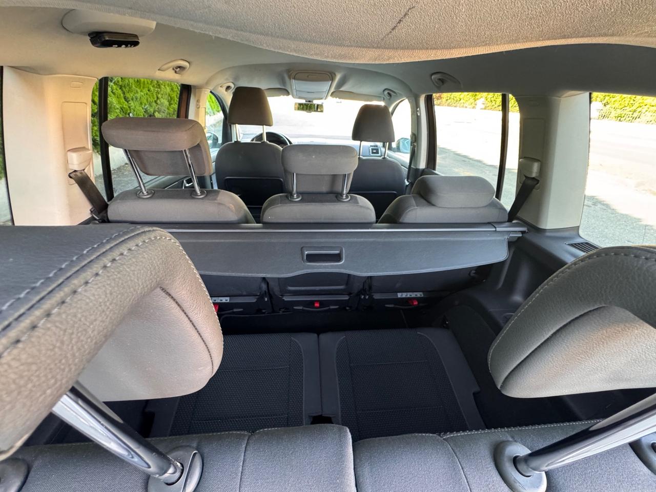 Volkswagen Touran 1.6 d, euro 5, anno 2012, 7 posti, cambio automatico!