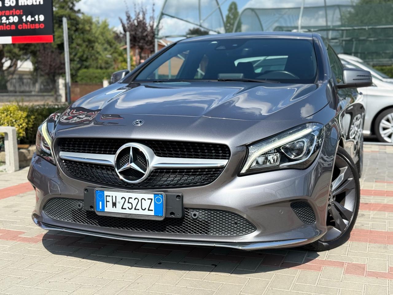 Mercedes-benz CLA 220 d Automatic Premium .IVA ESPOSTA