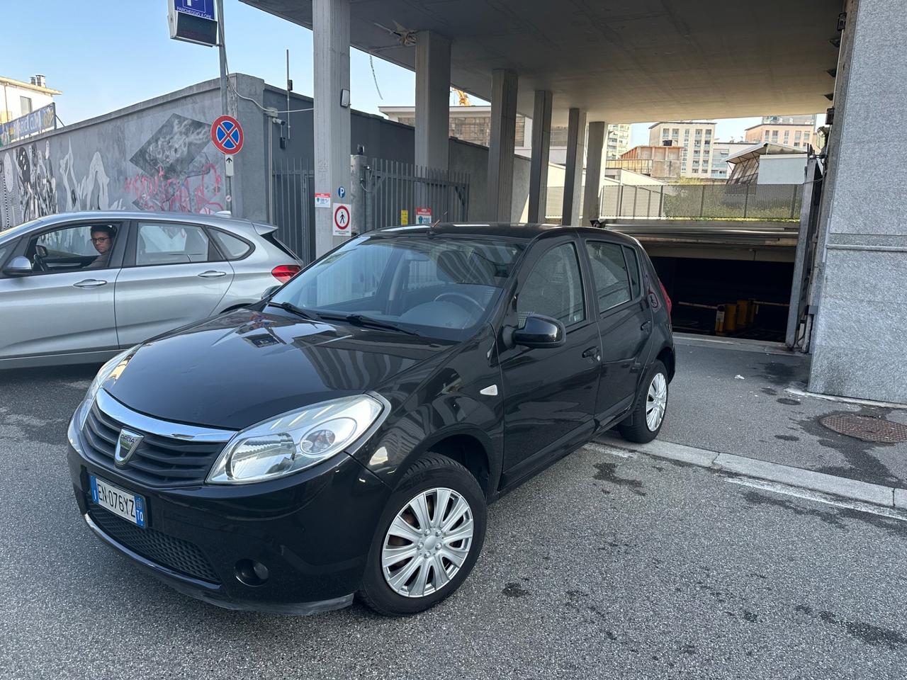 Dacia Sandero 1.2 16V GPL 75CV