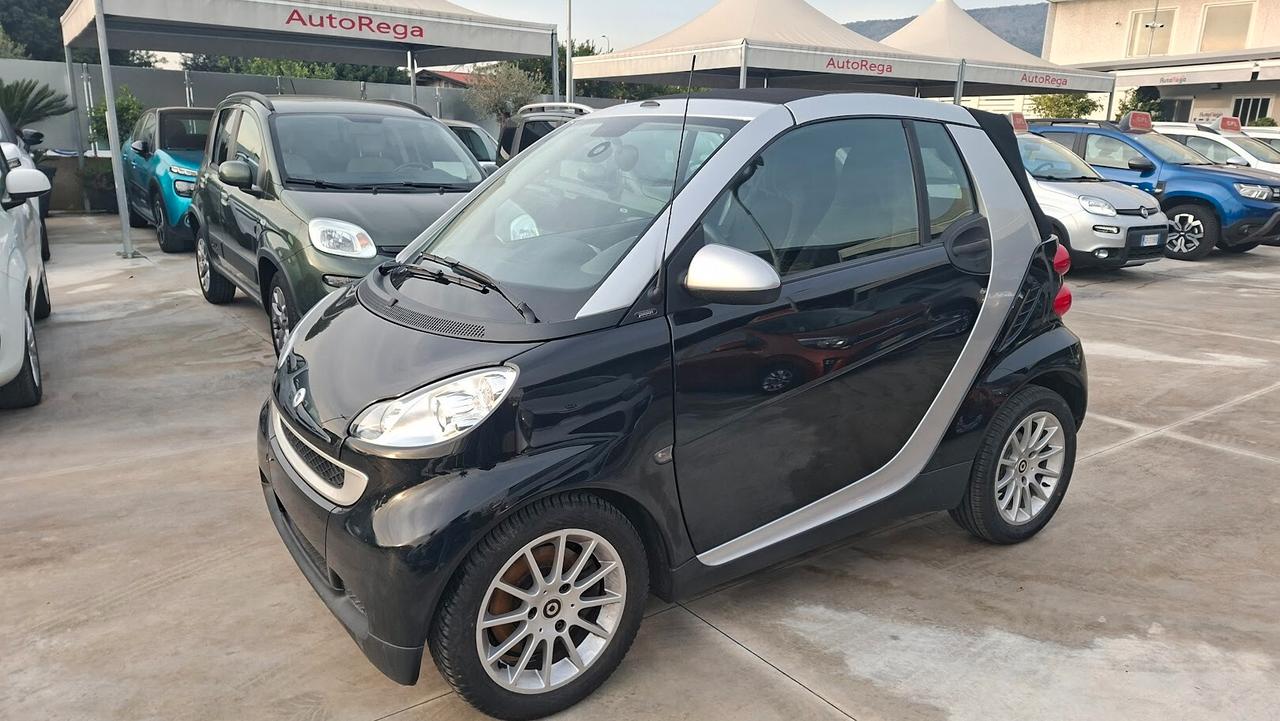 Smart ForTwo 1000 62 kW cabrio passion