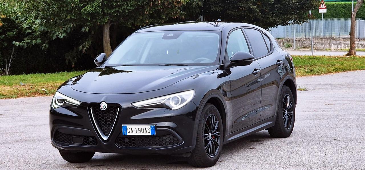 Alfa Romeo Stelvio 2.2 160 CV AT8 RWD Super