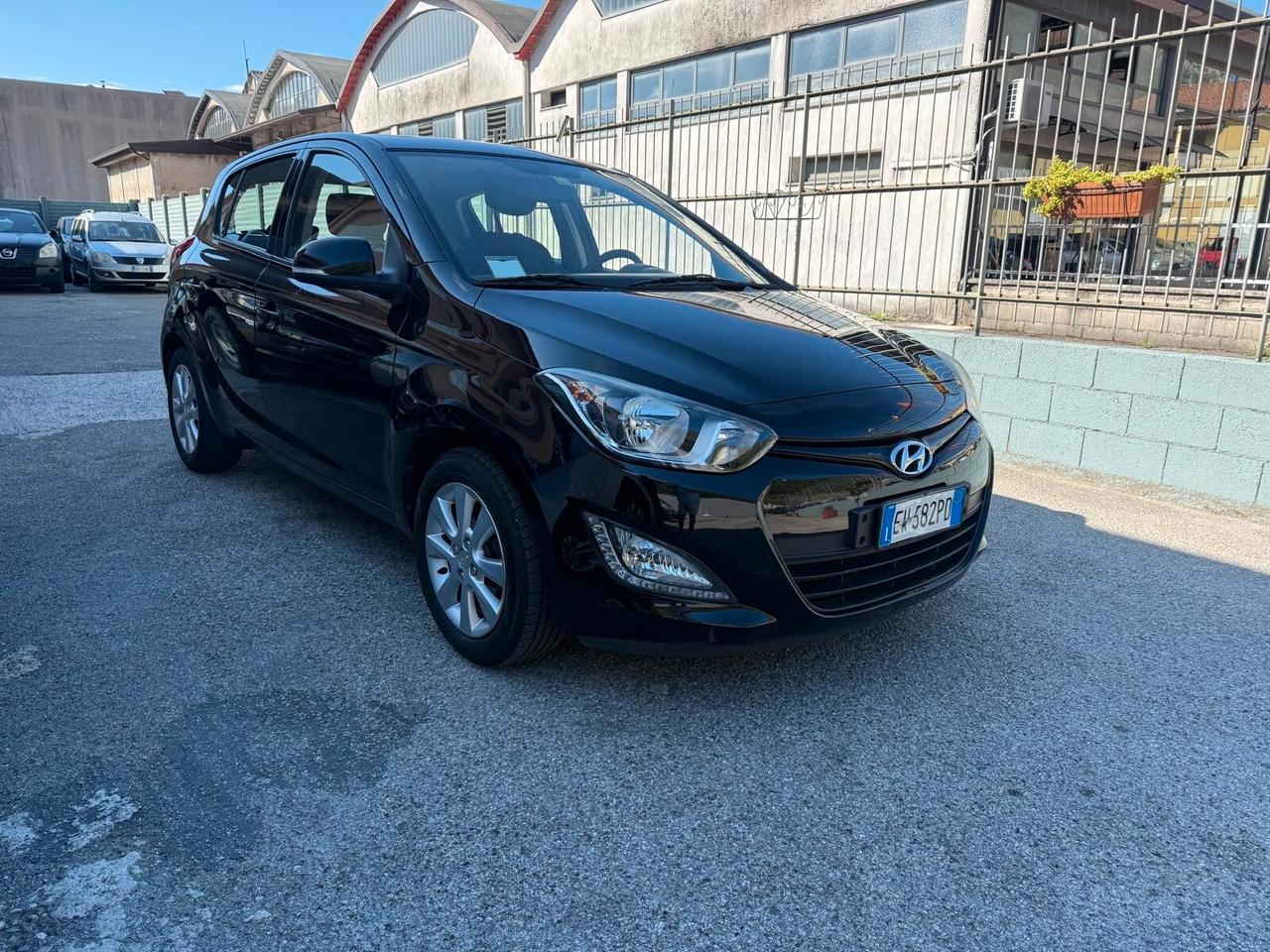 HYUNDAI i20 1.1 CRDi 5p. Sound Edition OK NEOP