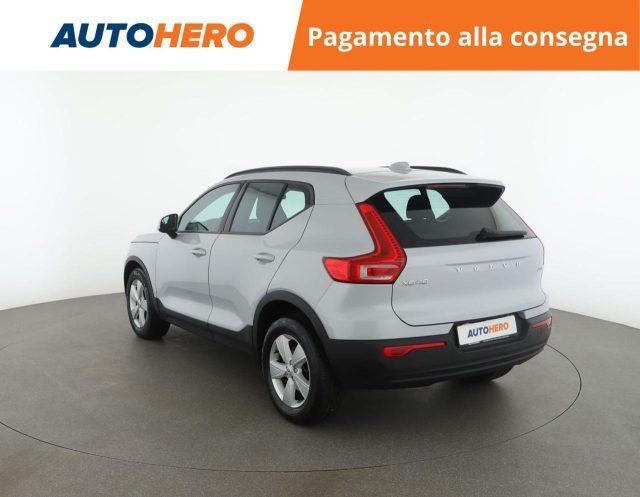 VOLVO XC40 D3 AWD Geartronic Momentum Core