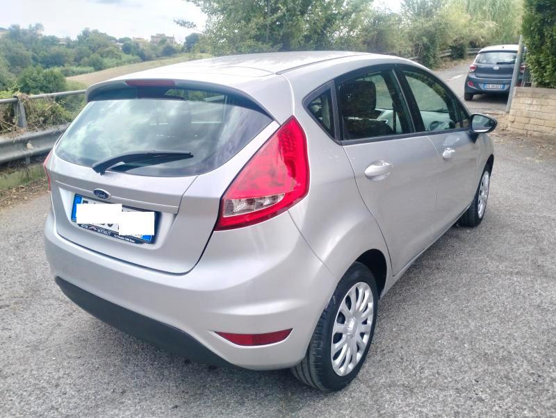 Ford Fiesta 5 Porte Fiesta 5p 1.2 16v + c/esp 82cv E5