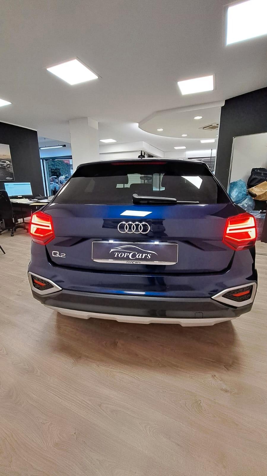 Audi Q2 30 TDI S tronic Identity Black