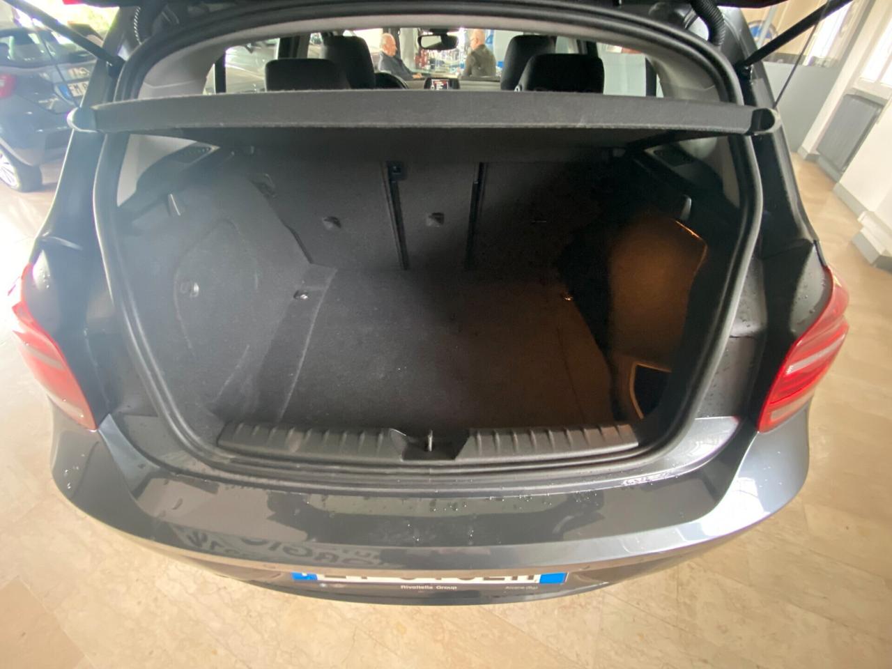 Bmw 114 114d 5p. Unique