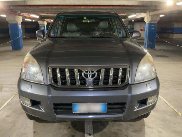 TOYOTA Land Cruiser 3.0 D-4D 16V cat 5 porte AUTOMATICO. Wagon