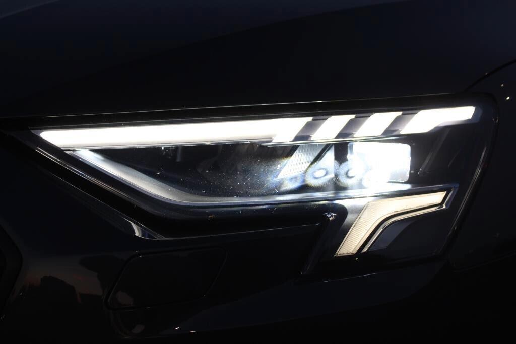 AUDI A3 SPB 30 TDI S-Line *Luci Ambiente *Matrix