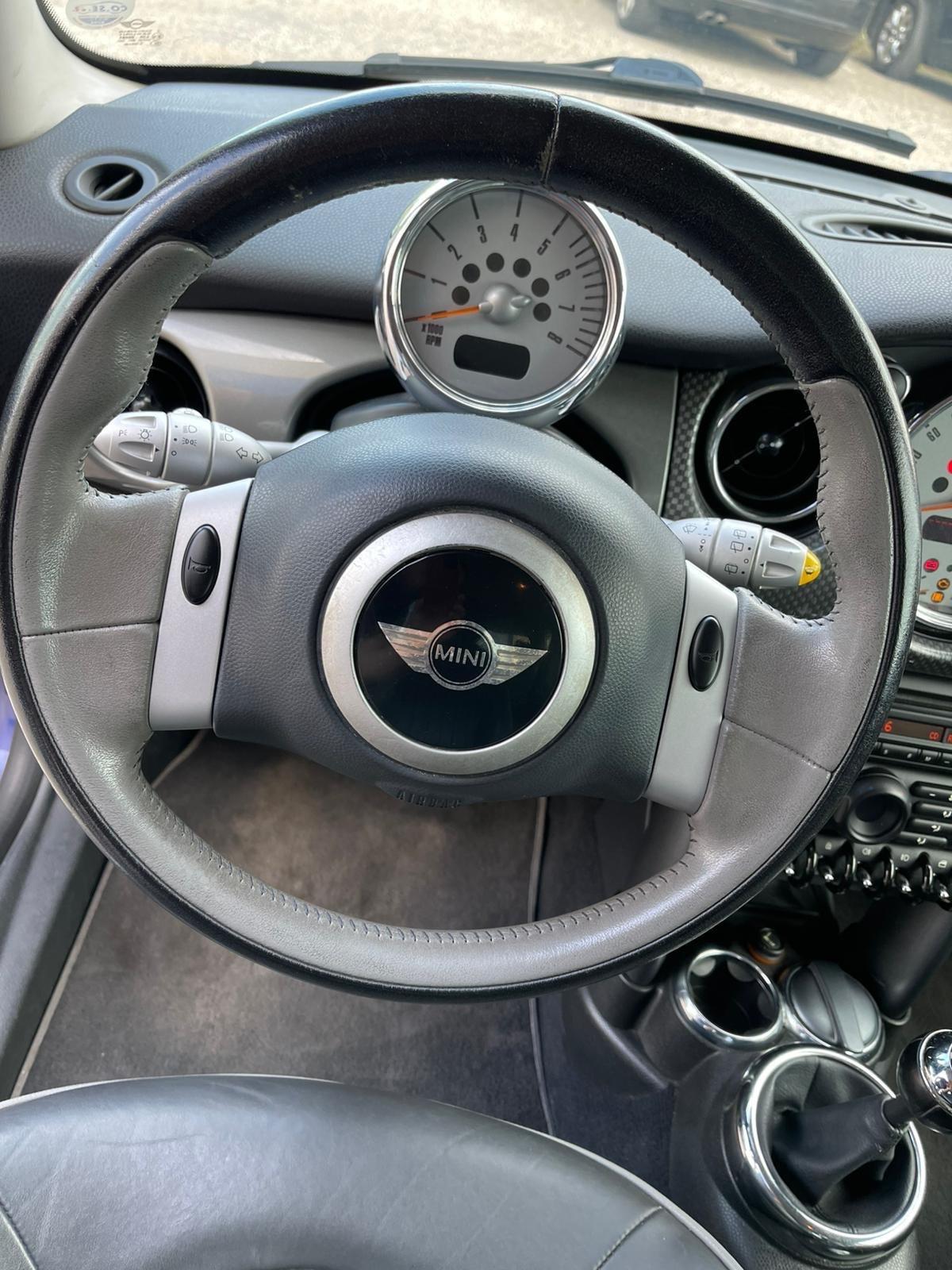 MINI COOPER 1.6 -BENZINA-80000Km-NEOPATENTATI