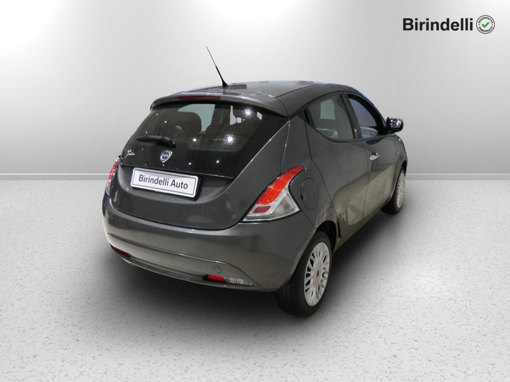 LANCIA Ypsilon 3ª serie - Ypsilon 1.2 69 CV 5 porte Silver