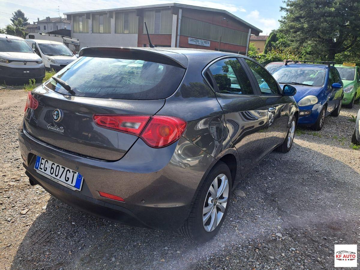 ALFA ROMEO - Giulietta - 1.6 JTDm-2 105 CV Distinctive