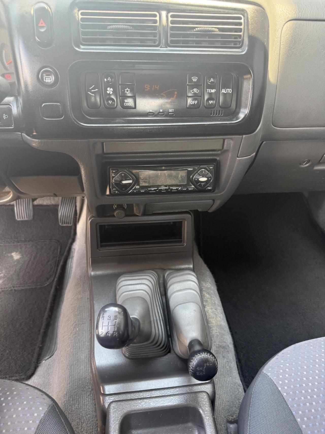 Mitsubishi L200 2.5 TDI 4WD Double Cab Pick-up GLS