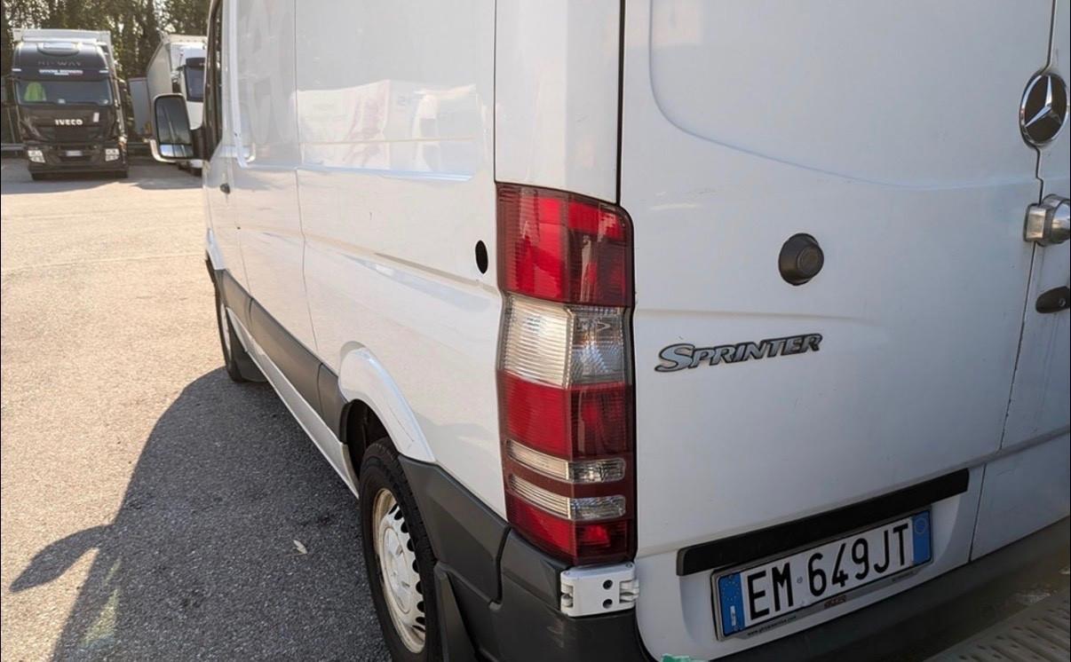 Mercedes Benz Sprinter