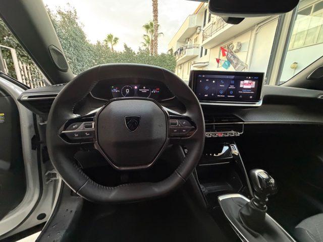 PEUGEOT 2008 PureTech 100 S&S Allure da ?199,00 mensili