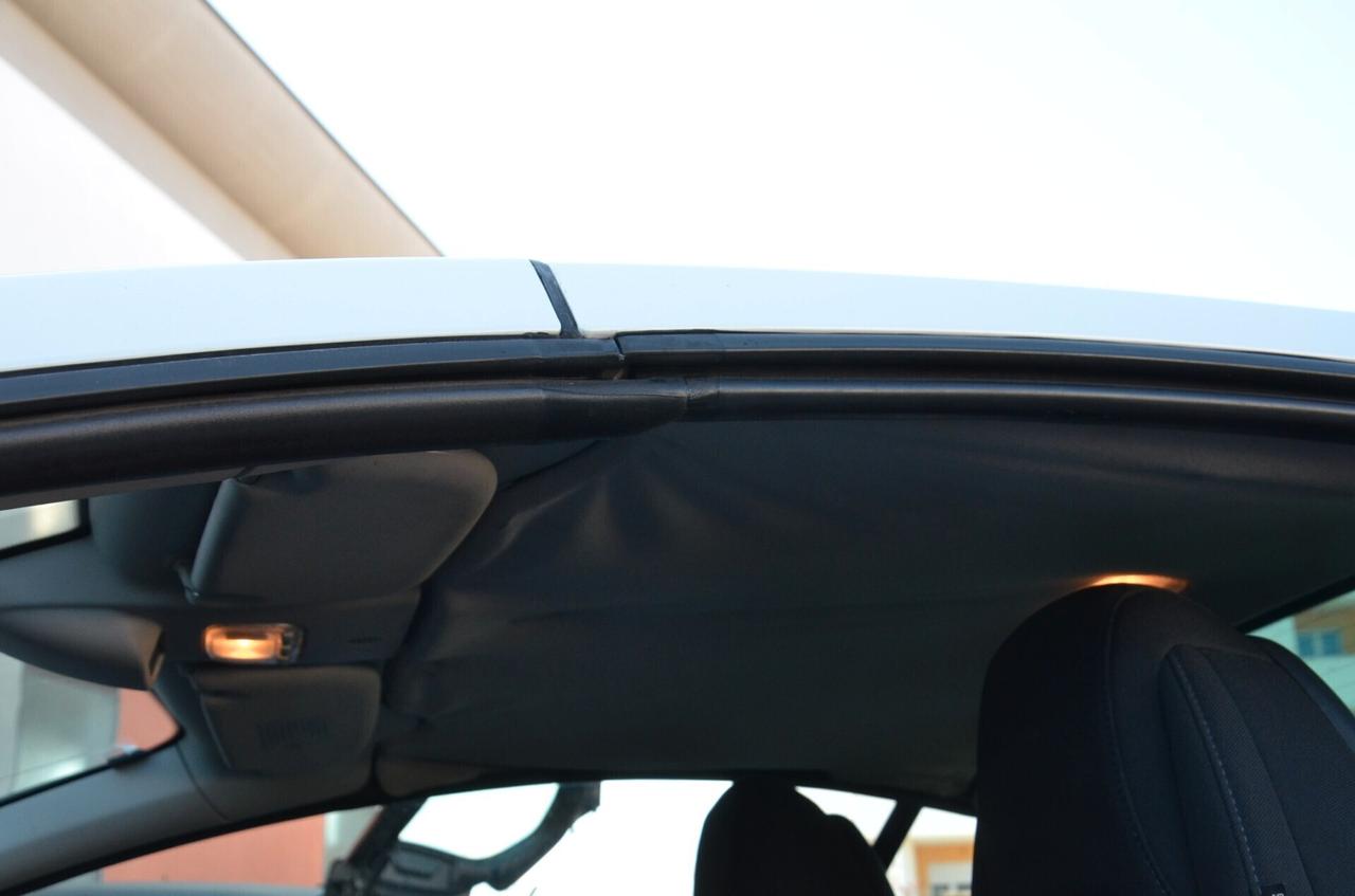 Peugeot 308 1.6 e-HDi 112CV Stop&Start CC Allure