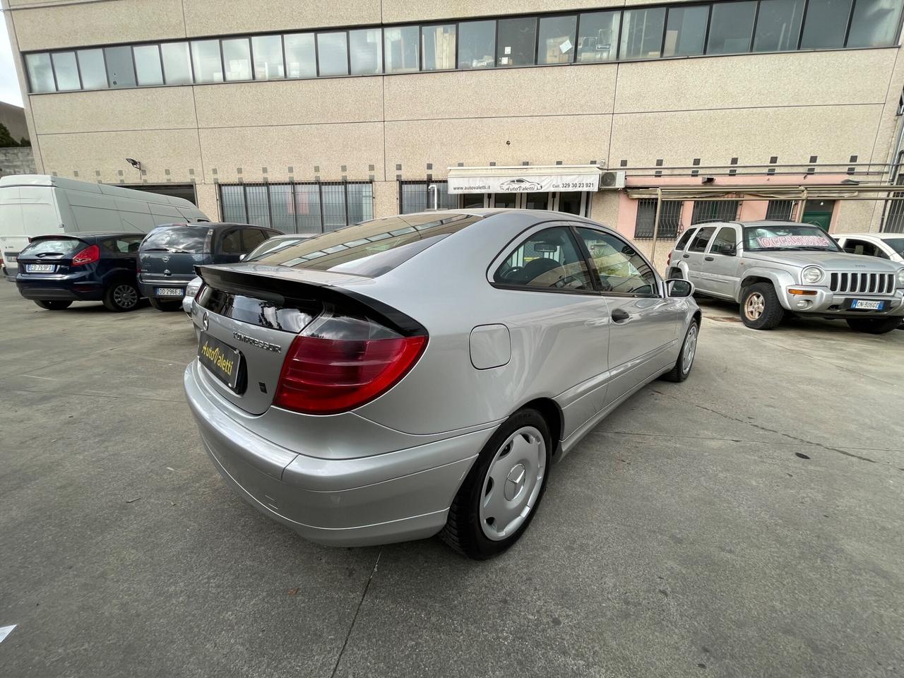 Mercedes-benz C 200 Sport coupe