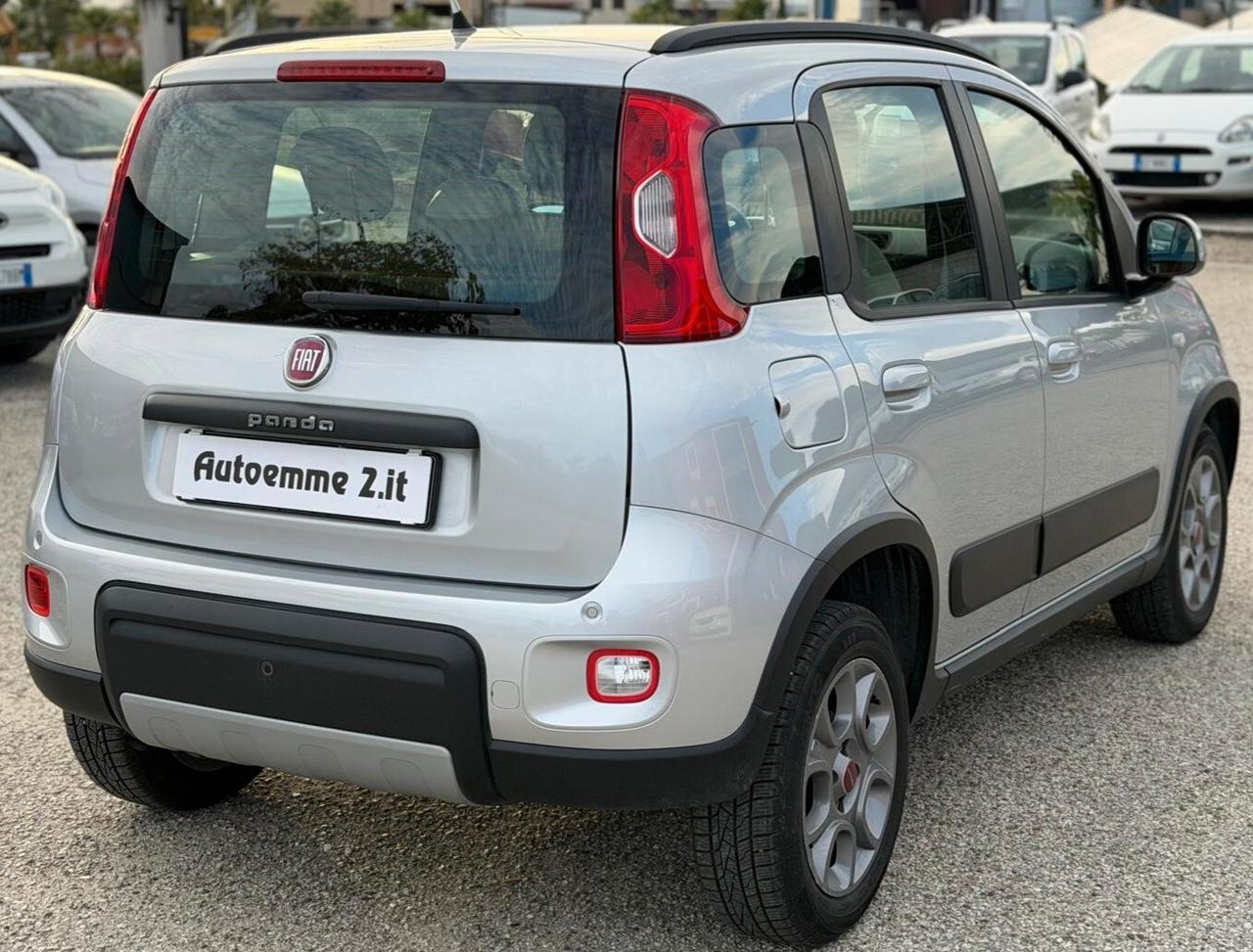 Fiat Panda 0.9 TwinAir Turbo Natural Power Lounge