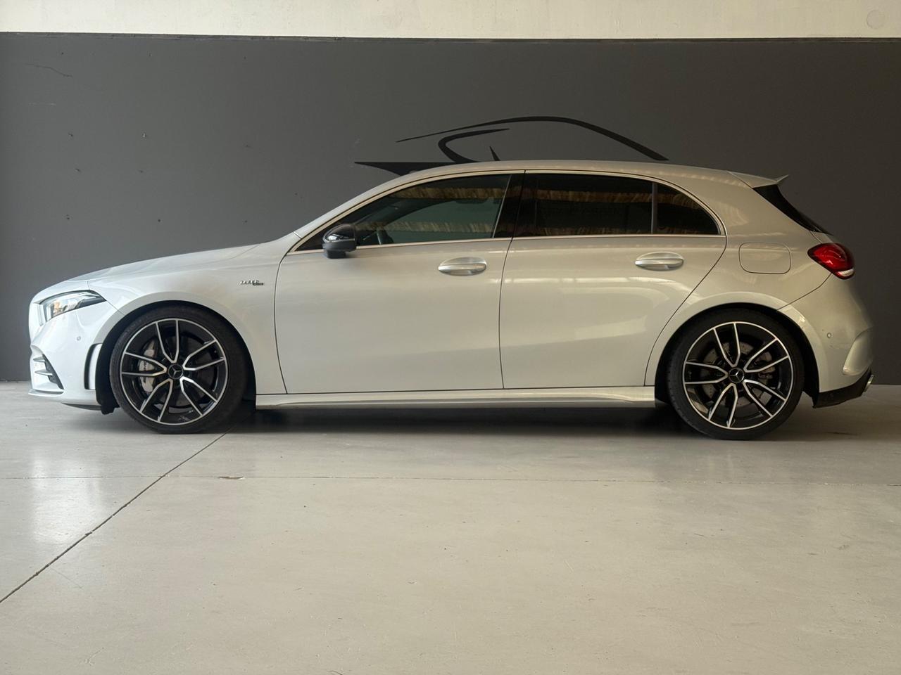 Mercedes-benz A 35 4matic