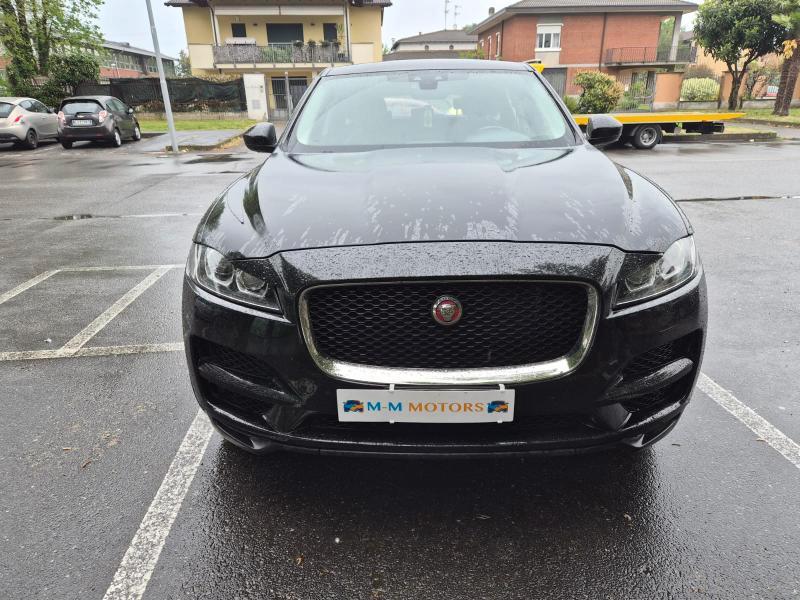 Jaguar F-Pace 2.0d i4 Portfolio awd 180cv auto my19