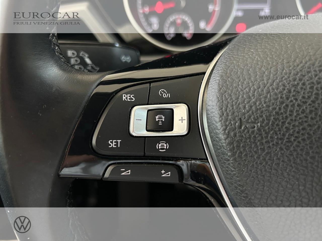 Volkswagen Touran 1.5 tsi business 150cv
