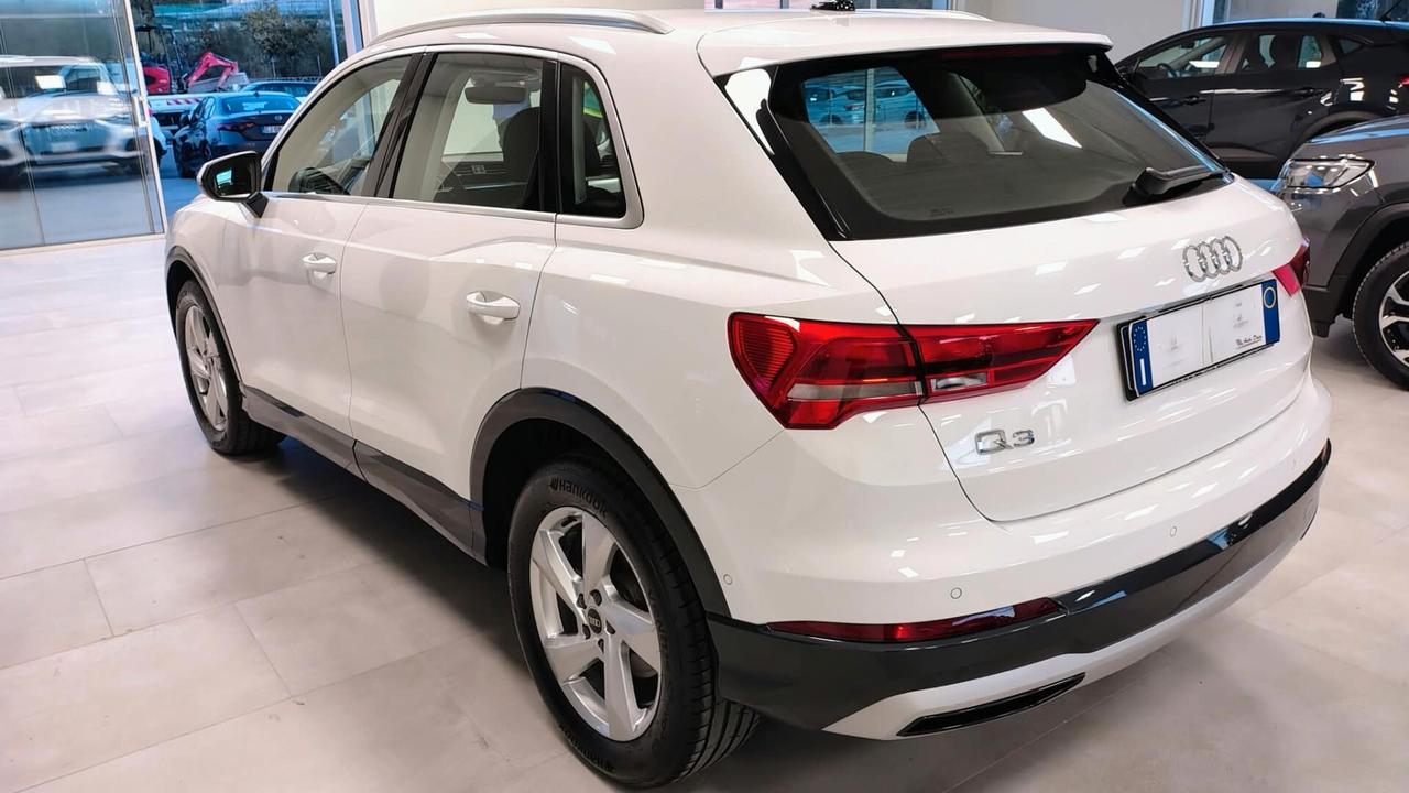 Audi Q3 35 TDI S tronic Business Advanced