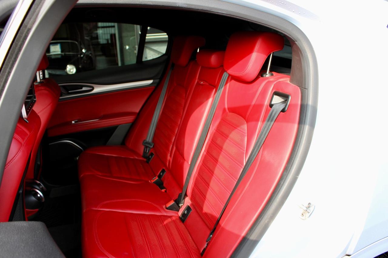 Alfa Romeo Stelvio 2.2 Turbodiesel 210 CV AT8 Q4 Veloce PELLE NAVY BAULE ELETT.