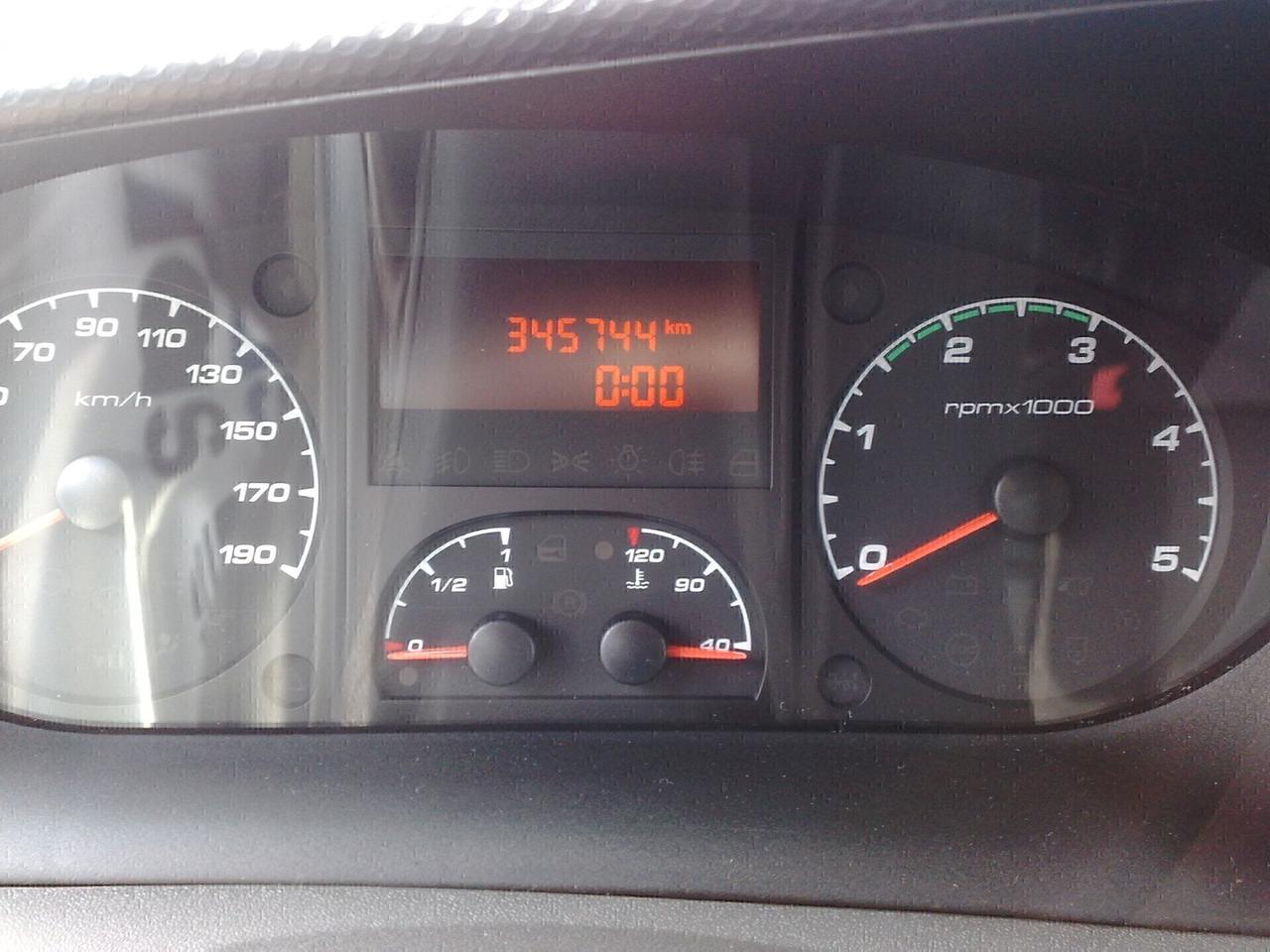 Iveco Daily 35s17 3000cc 170cv Automatico - 2014