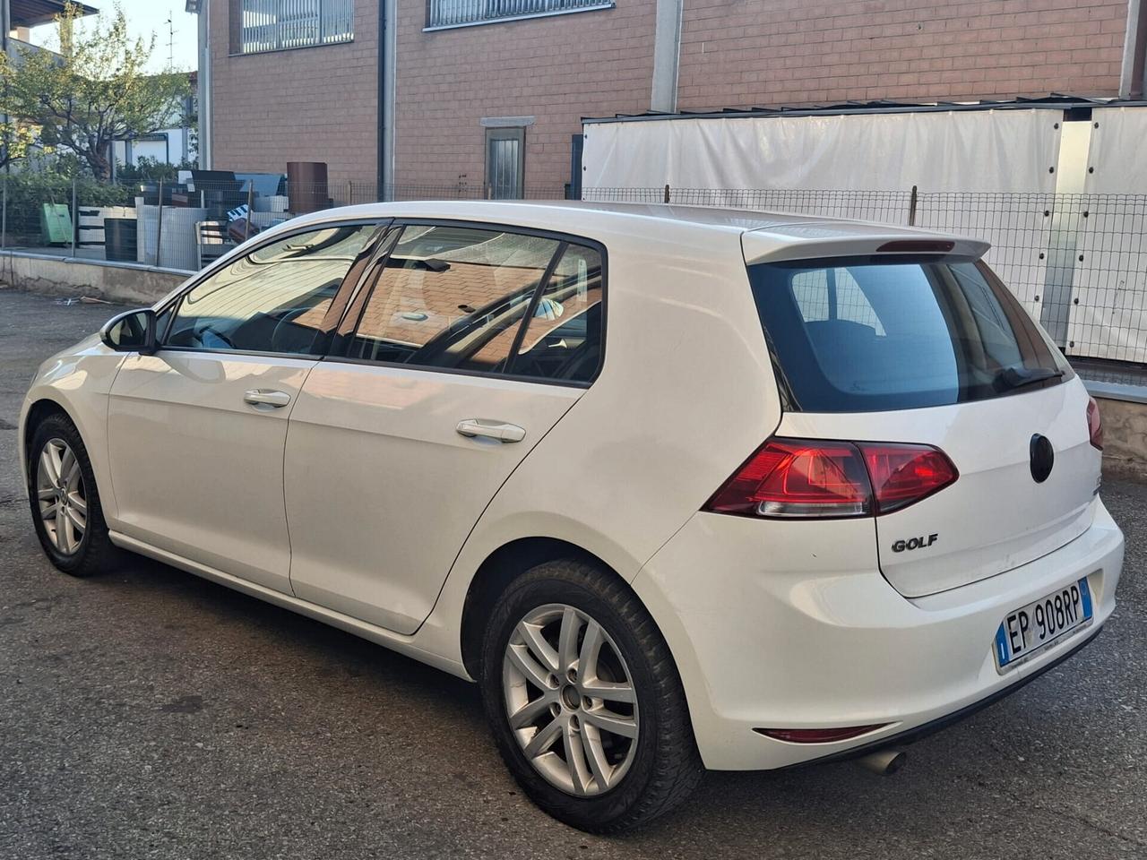 Volkswagen Golf 1.6 TDI 5p. Highline BlueMotion Technology