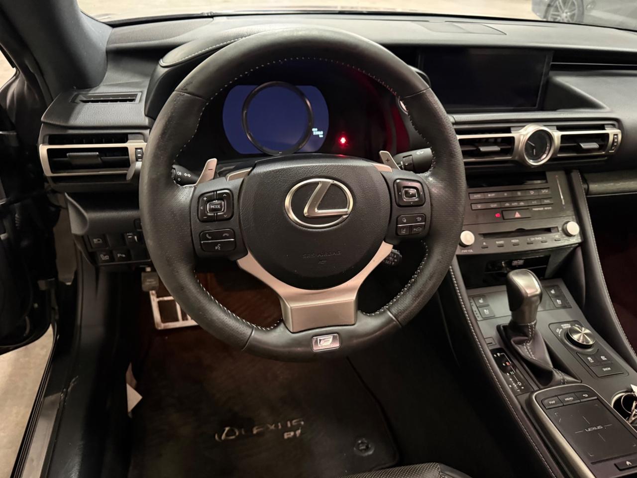 Lexus RC 300h Hybrid F Sport