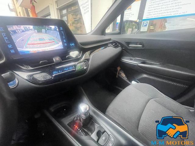 TOYOTA C-HR 1.8 Hybrid E-CVT Style
