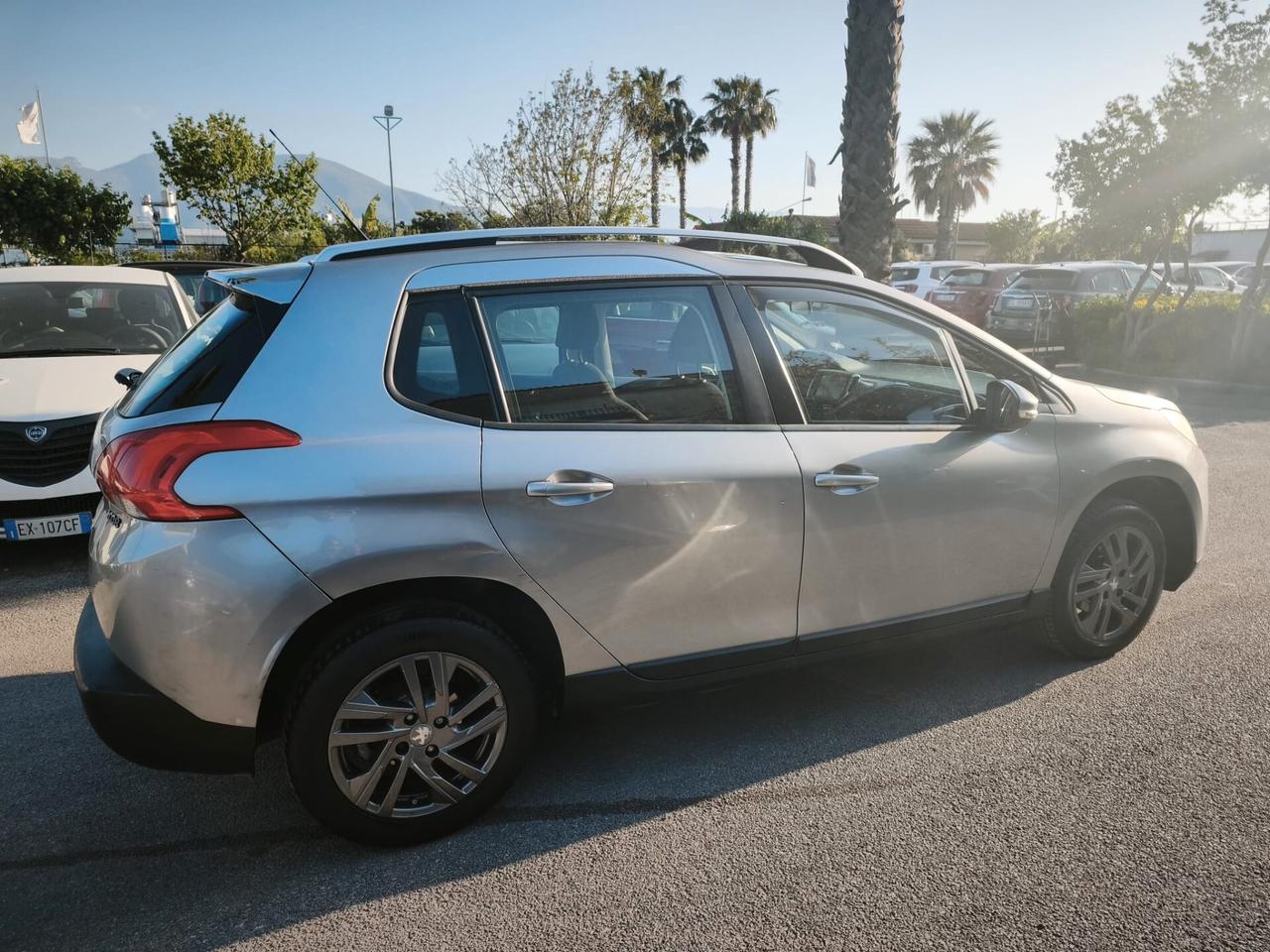 Peugeot 2008 PureTech 82 Access