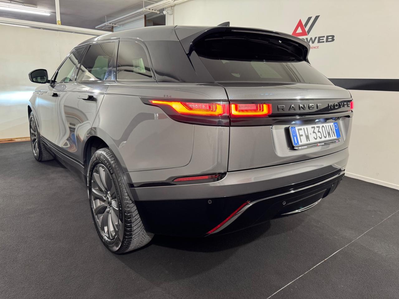 Range Rover Velar 2.0D I4 180 CV R-Dynamic HSE