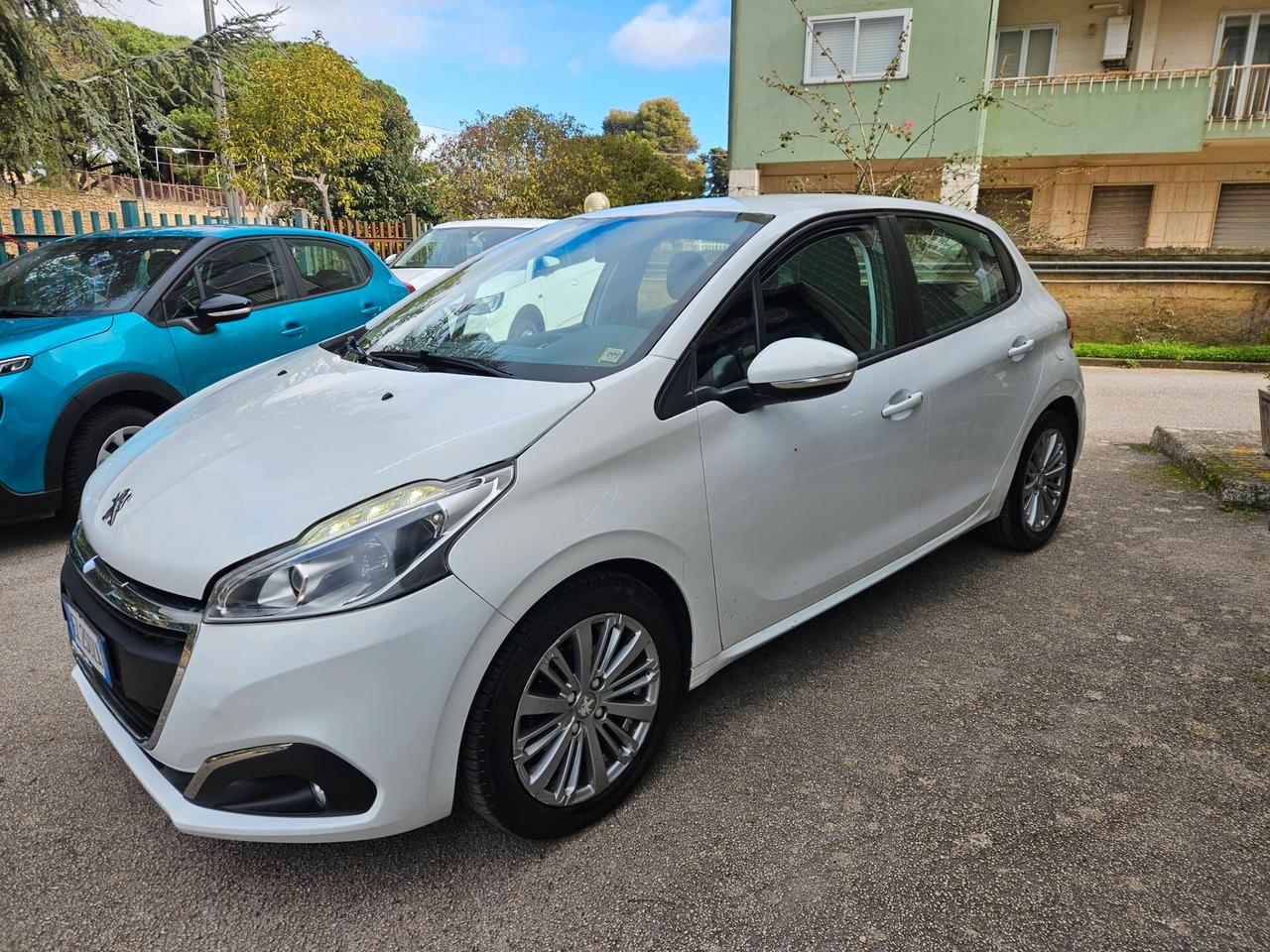 Peugeot 208 BlueHDi 75 5 porte Allure