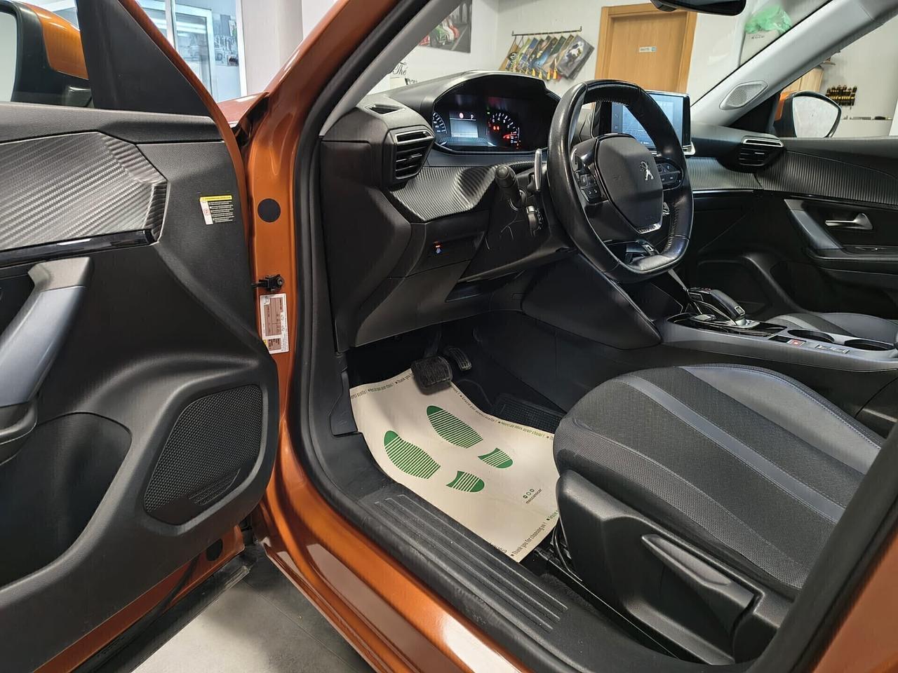 PEUGEOT 2008 ALLURE AUT. GARANTITA 12 MESI