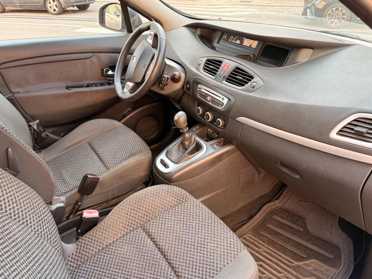 Renault Scenic Scénic X-Mod 1.5 dCi 110CV Luxe