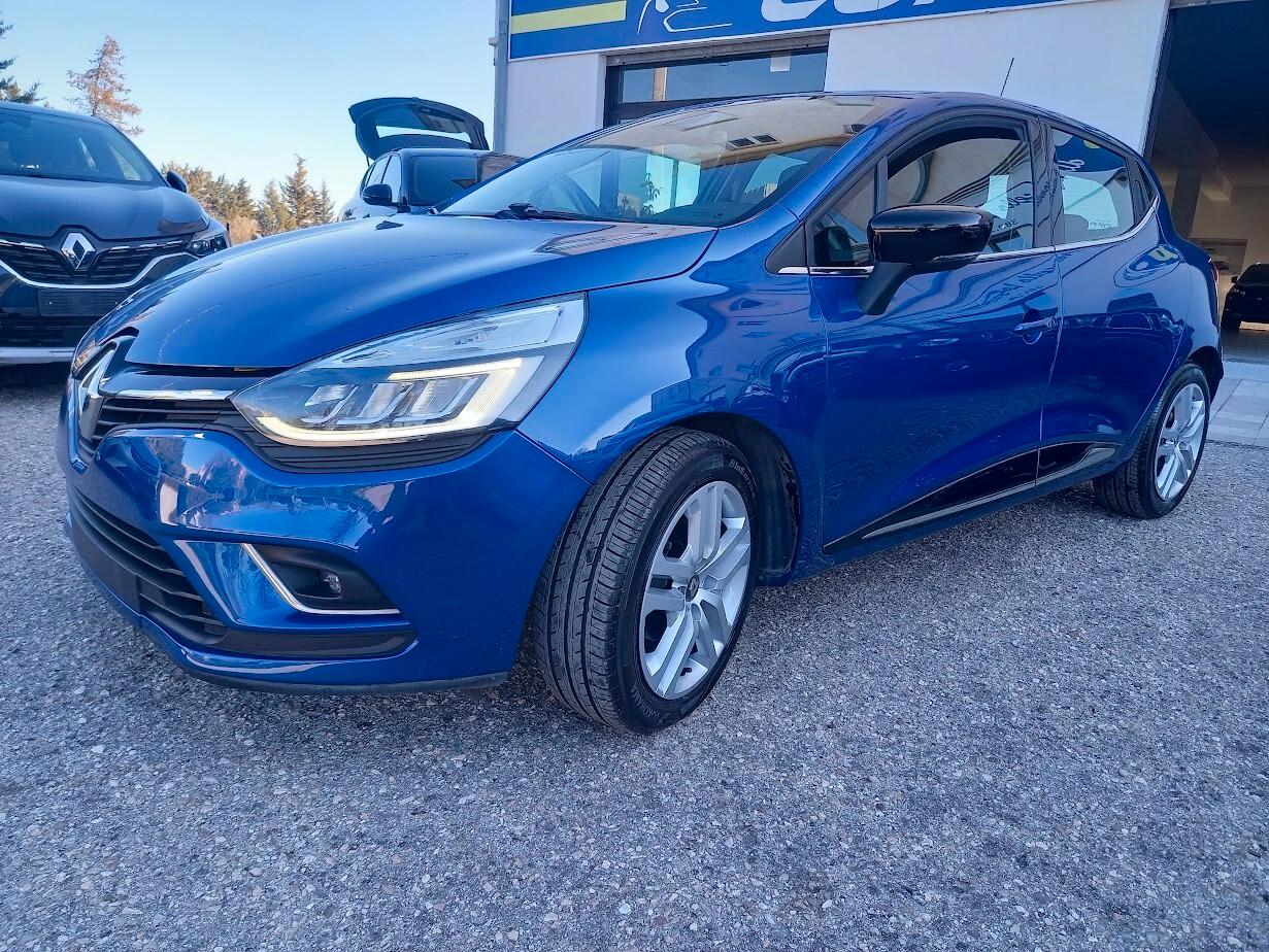 Renault Clio dCi 8V 90 CV 5 porte Moschino Zen