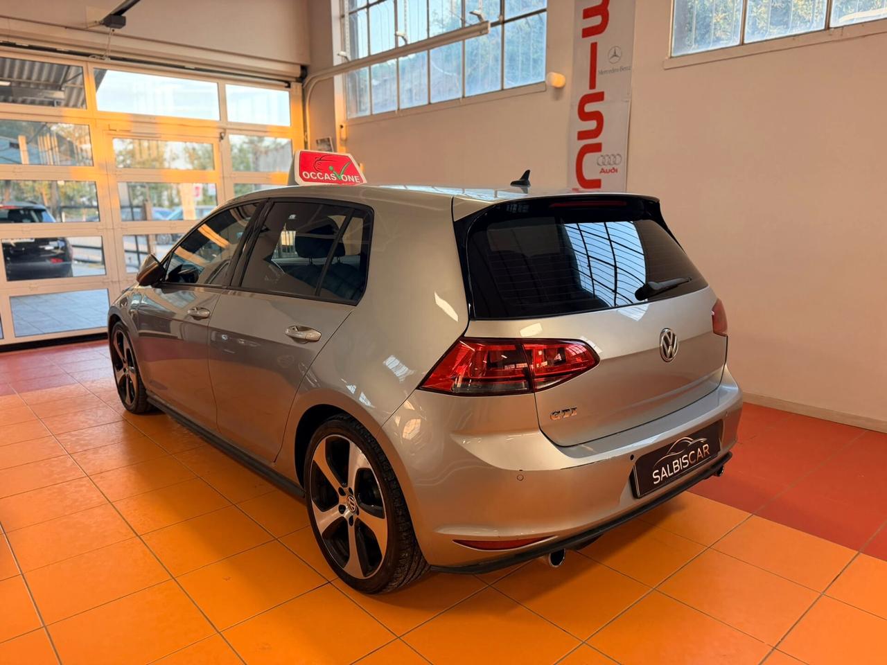 Volkswagen Golf GTI