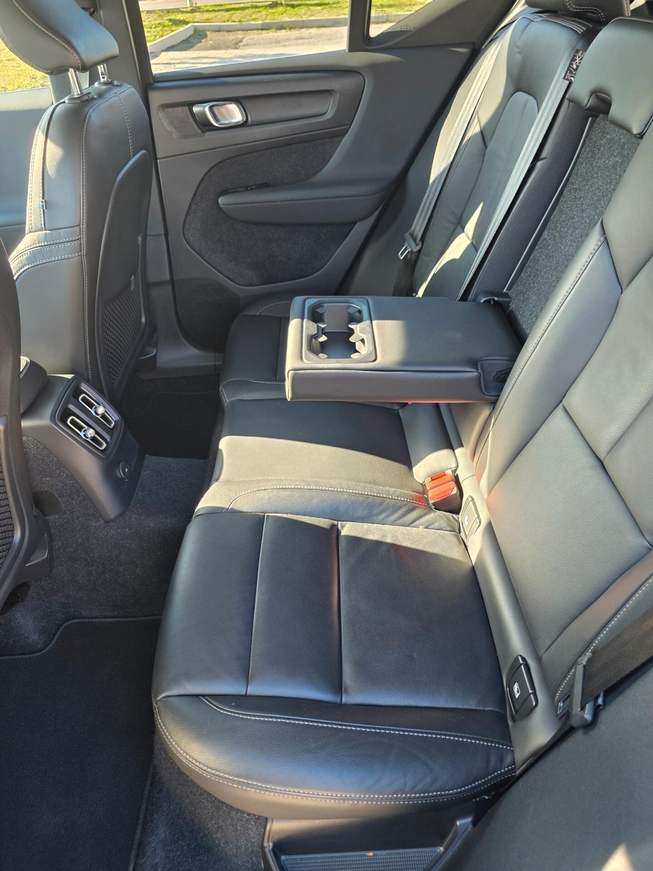 Volvo XC 40 T4 Core Recharge Plug-in Hybrid 211 cv