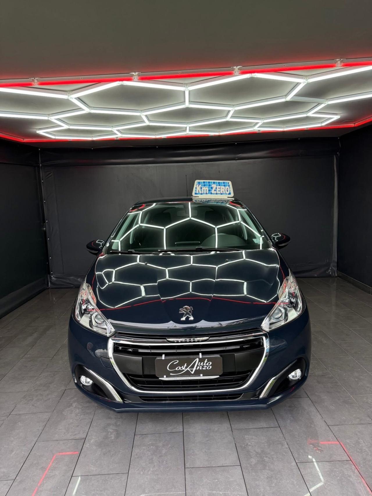 Peugeot 208 1.2 Benzina 82 cv 9556 KM UNICA