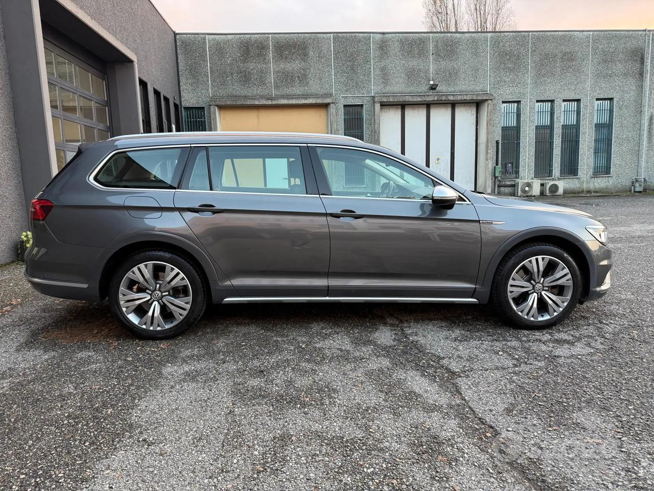Volkswagen Passat Variant 2.0 bitdi Highline 4moti