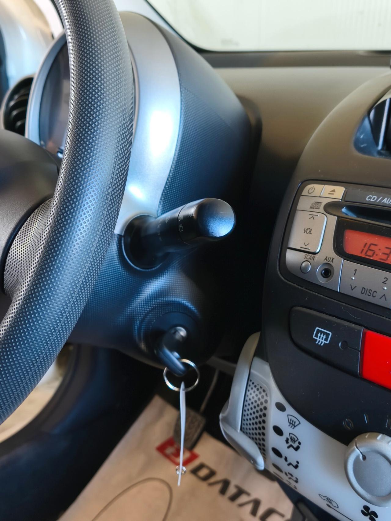 Toyota Aygo 1.0 12V VVT-i 5 porte