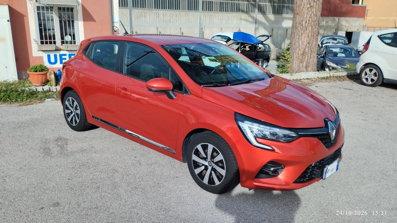 Renault Clio Full Hybrid E-Tech 140 CV 5 porte