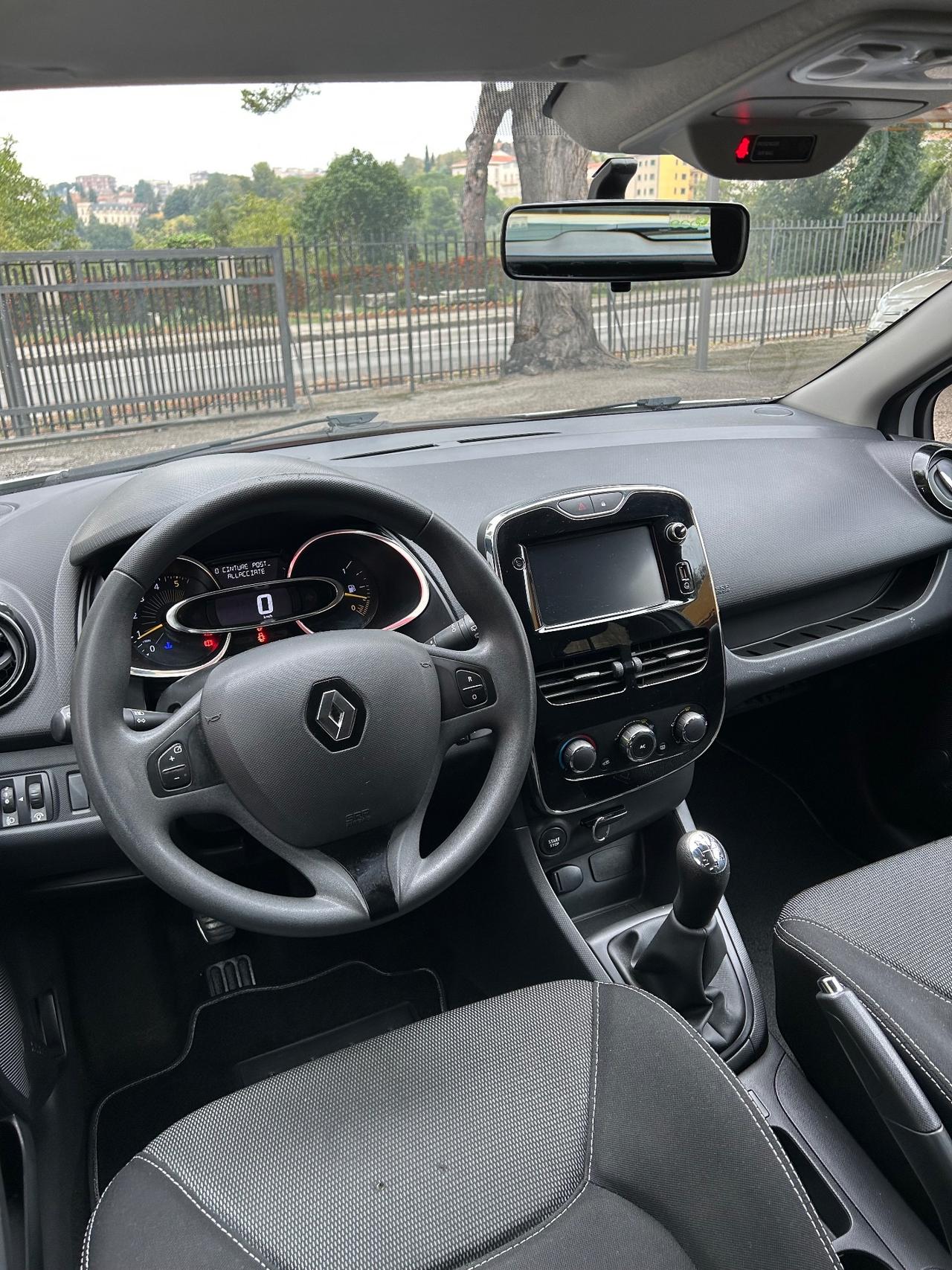 Renault Clio 1.5 dCi 8V 90CV Start&Stop 83gr 5 porte EcoBusiness