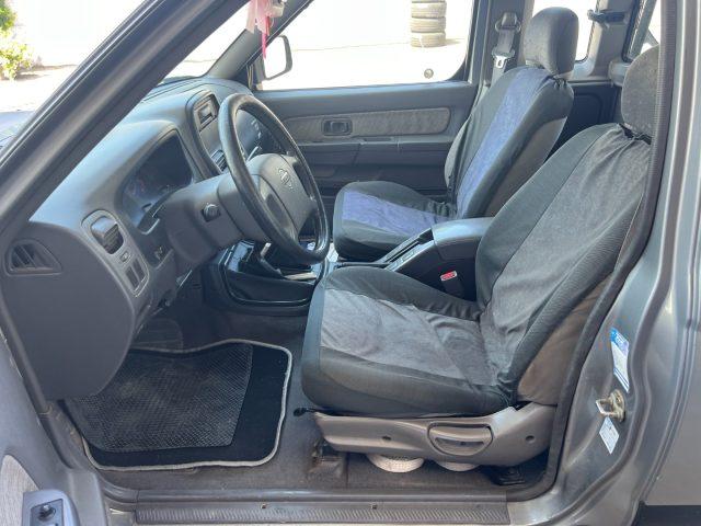 NISSAN Pick Up 2.5 TD King Cab 4 X4 CON RIDOTTE