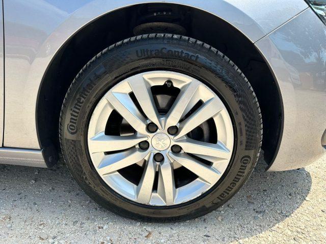 PEUGEOT 308 BlueHDi 130 S&S EAT8 Active Business