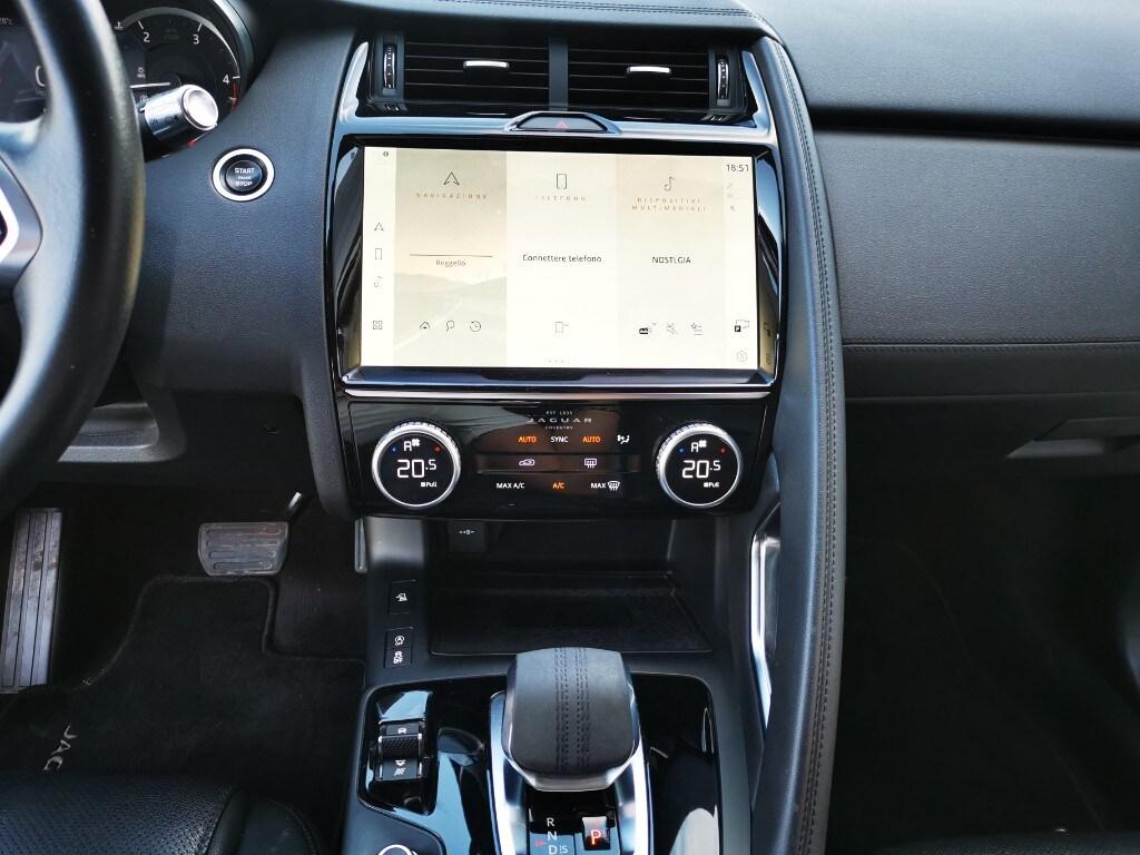 JAGUAR E-Pace (X540) E-Pace 2.0D I4 163 C...