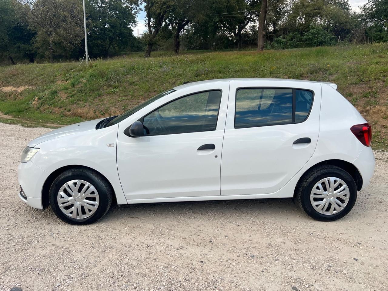Dacia Sandero 0.9 benzina gpl PERMUTE RATE GARANZIA